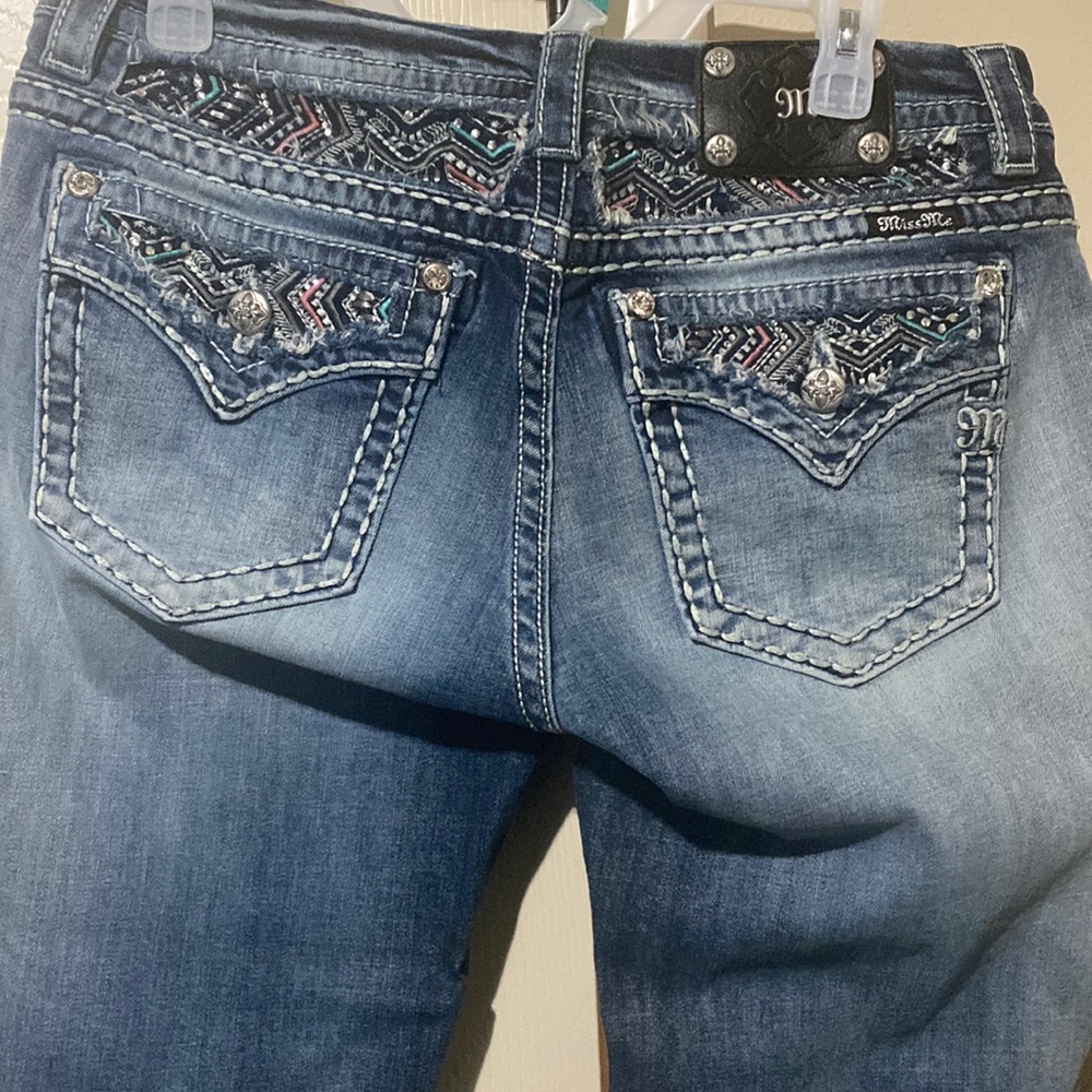 Miss Me jeans. Size 31. Easy cropped.